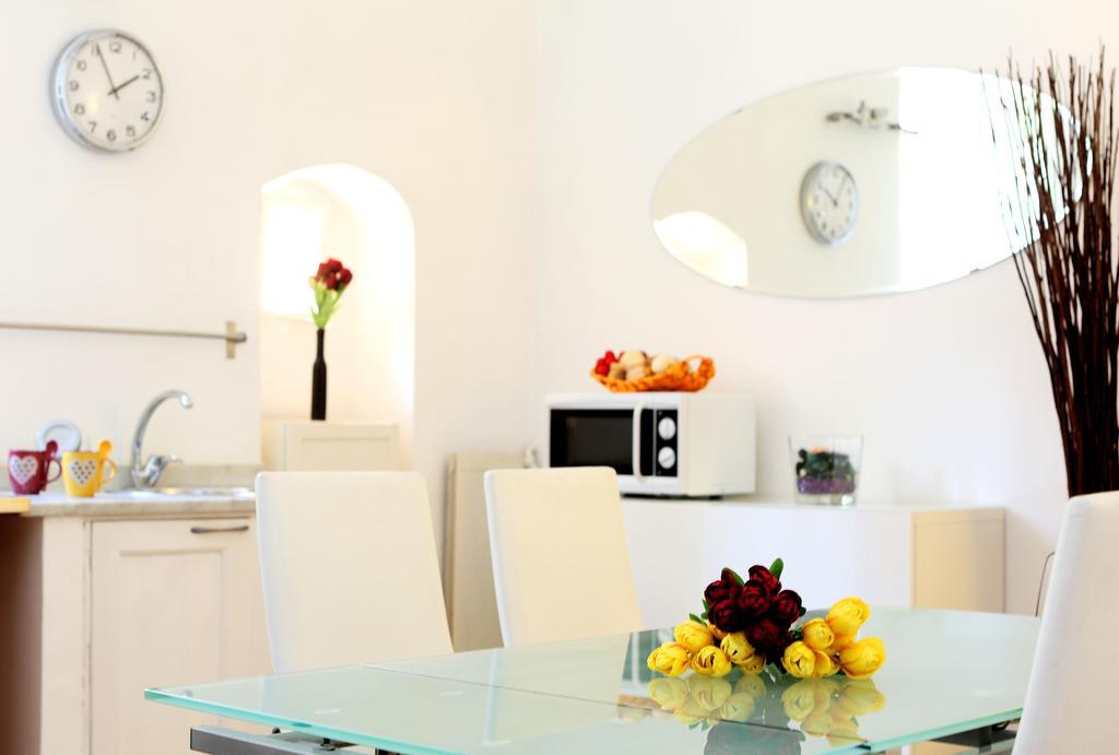 Petrarca Apartment Roma Esterno foto